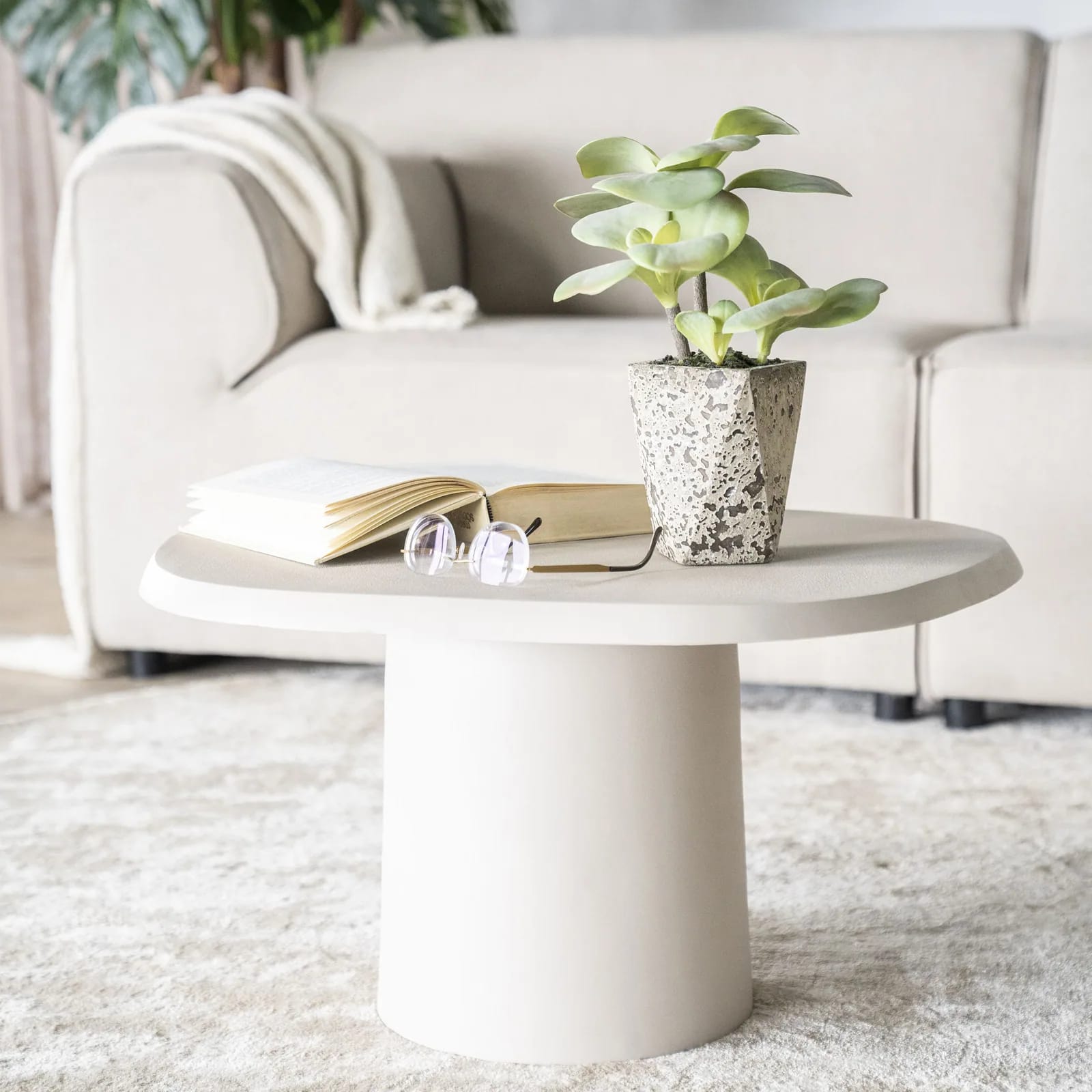 Table basse Sten en aluminium mat ivoire