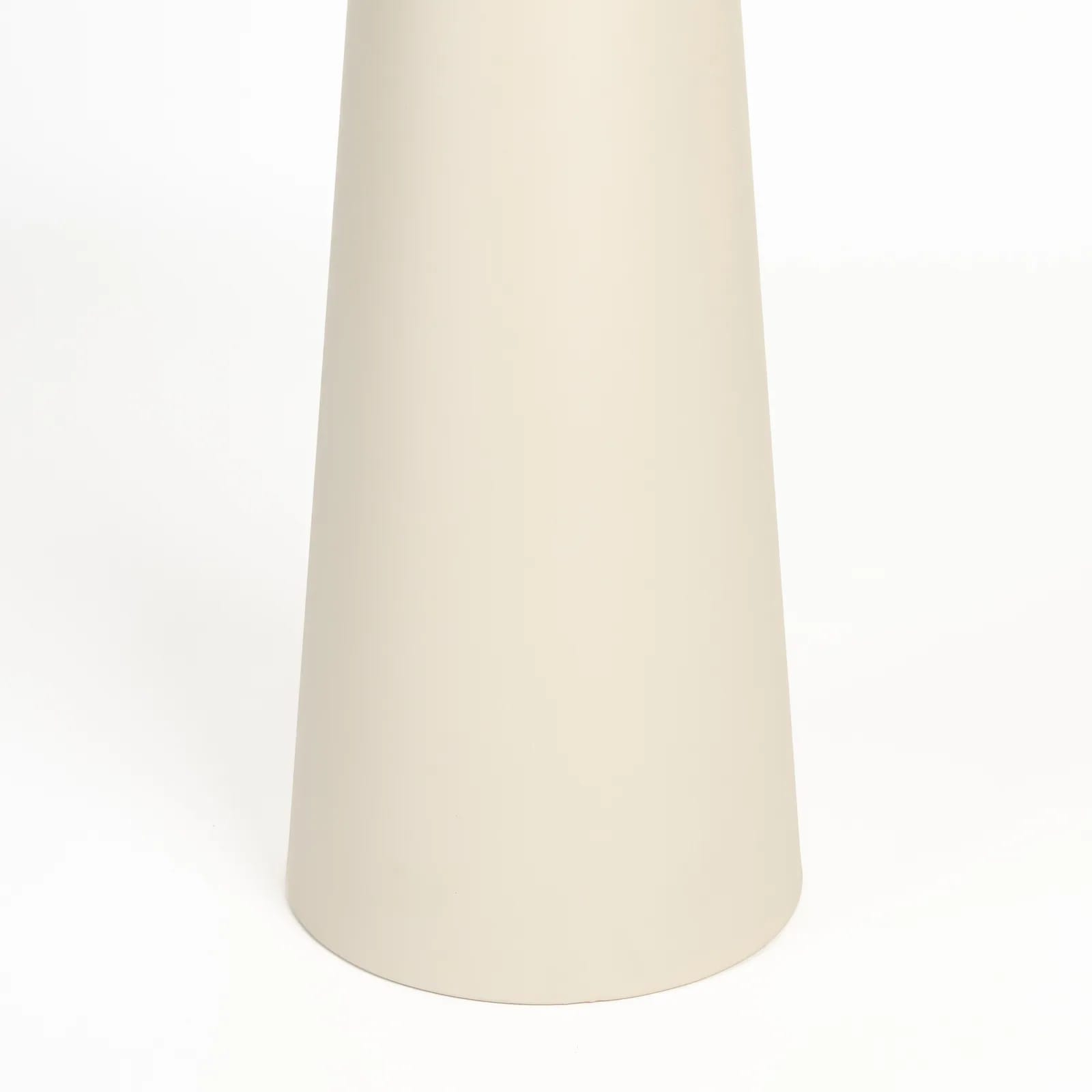Plateau rond de la table d'appoint Joya