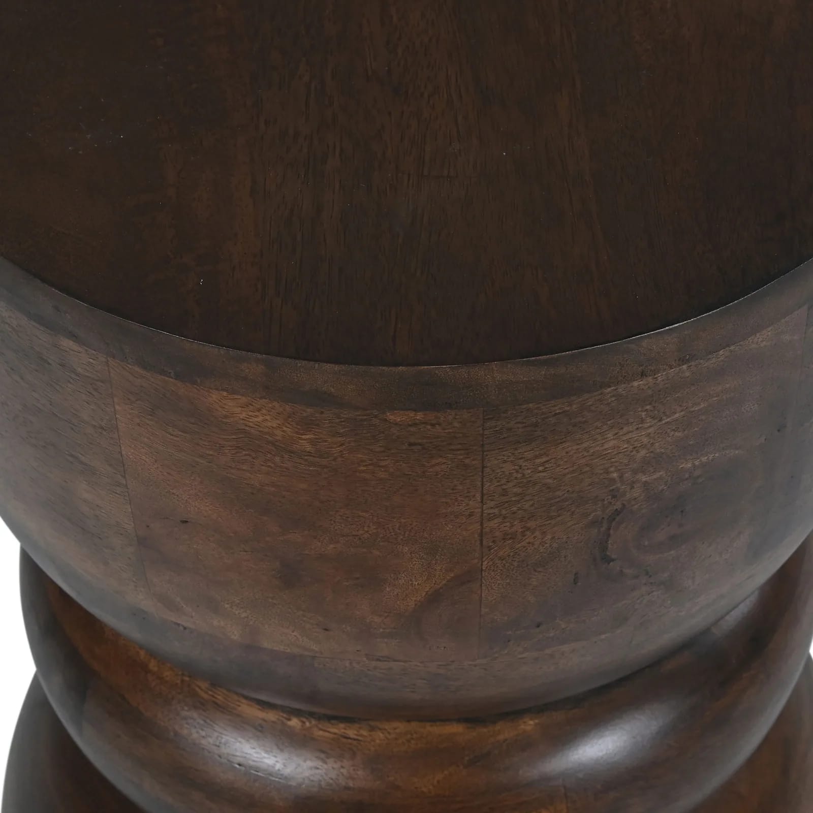 Table d'appoint Pulau en bois massif sculpté